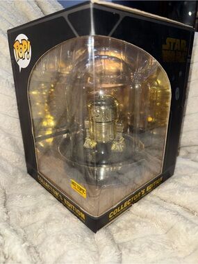 Hot Topic Star Wars Gold R2-D2 Pop! Collector's Edition